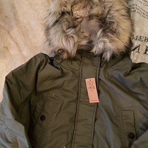 American Eagle army green coat with fur lined hood